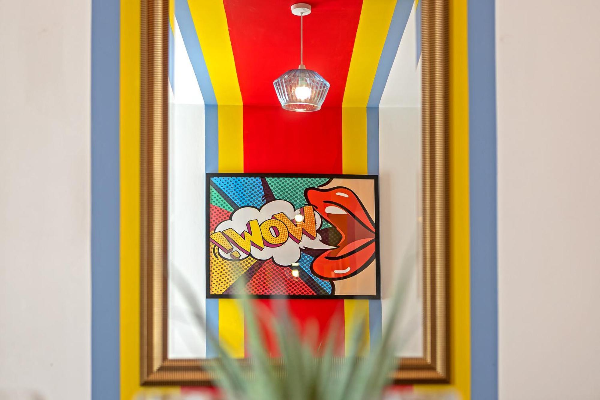Exclusive Town Centre Home, Free Parking, Walk To Train Station, Near Airport, Luxury Stay, Garden, Pop Art Decor Luton  Exterior photo